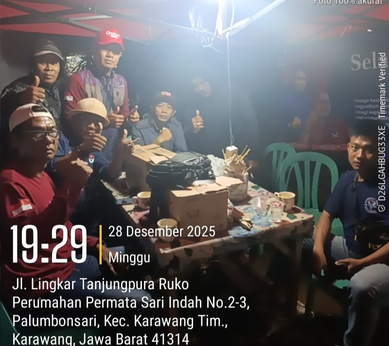 Hari Kelima, Posko Liputan IWOI Karawang Tetap Siaga Meski Diguyur Hujan