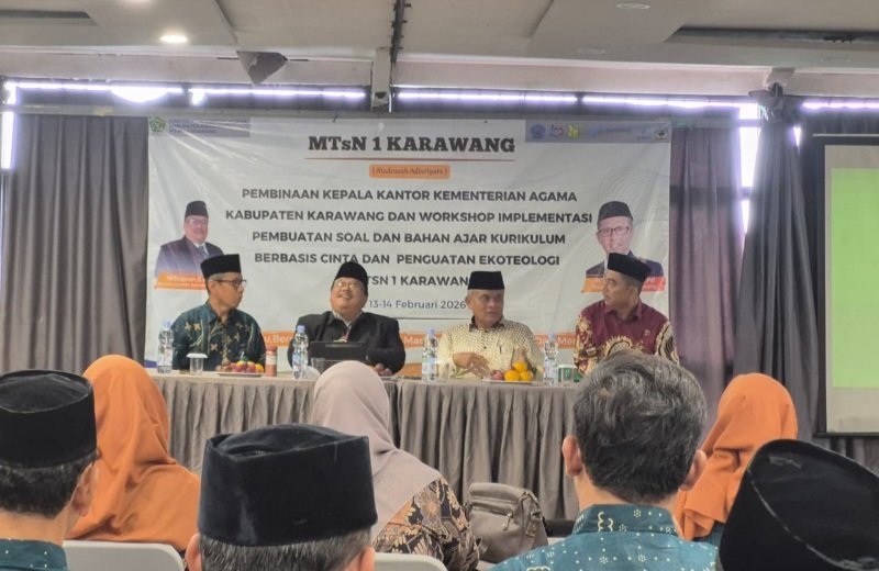 Dua Hari Kemenag Karawang Gelar Pembinaan dan Workshop Kurikulum Berbasis Cinta dan Ekoteologi di MTsN 1 Karawang