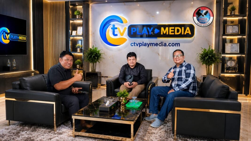 Ketua IWOI DPD Karawang Silaturahmi ke Kantor CTV Play Media, Bahas Rakernas Pra Verifikasi Dewan Pers