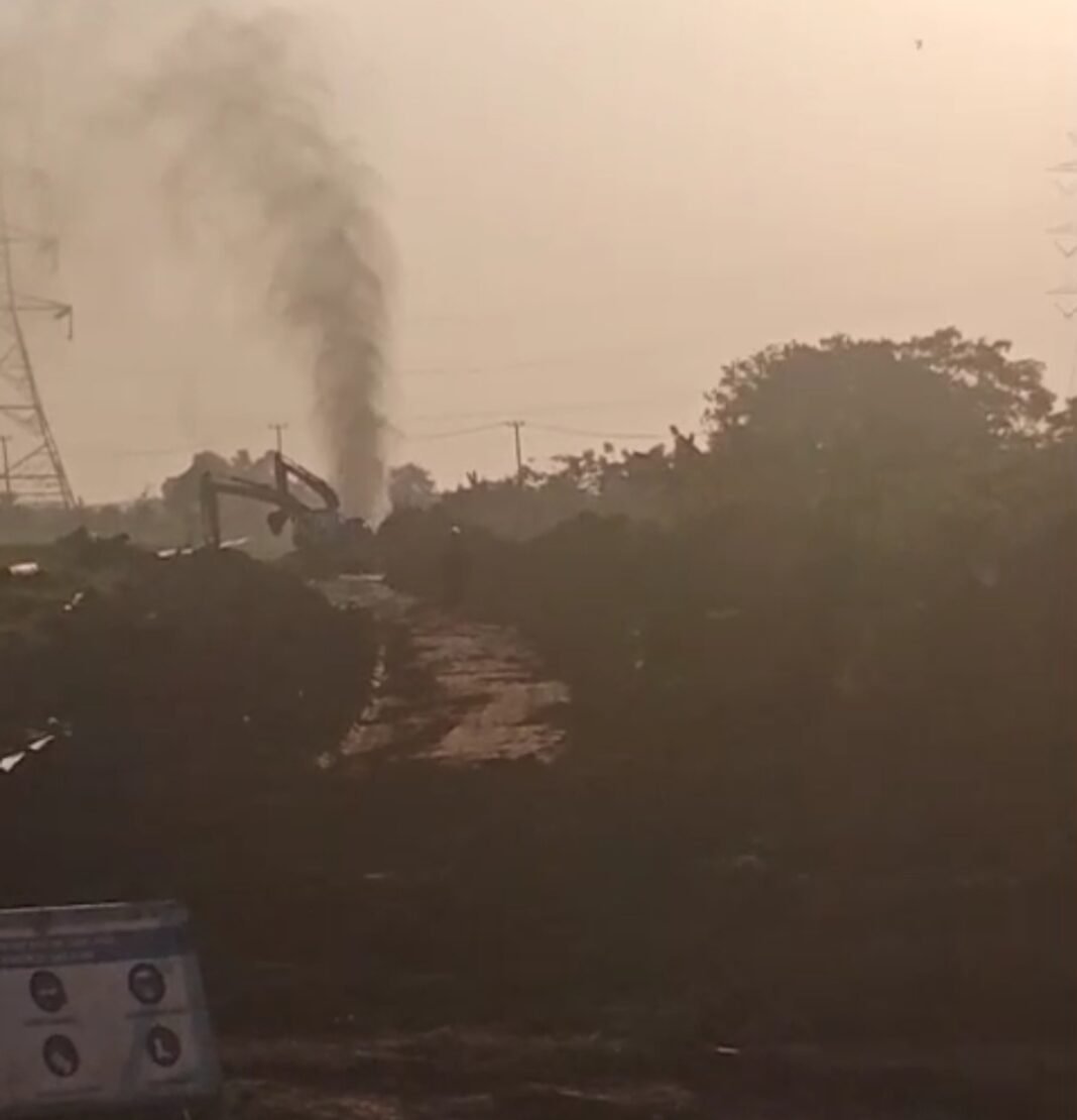 Heboh, Semburan Gas Diduga Akibat Kebocoran Pipa Pertamina Terjadi di Babelan, Bekasi